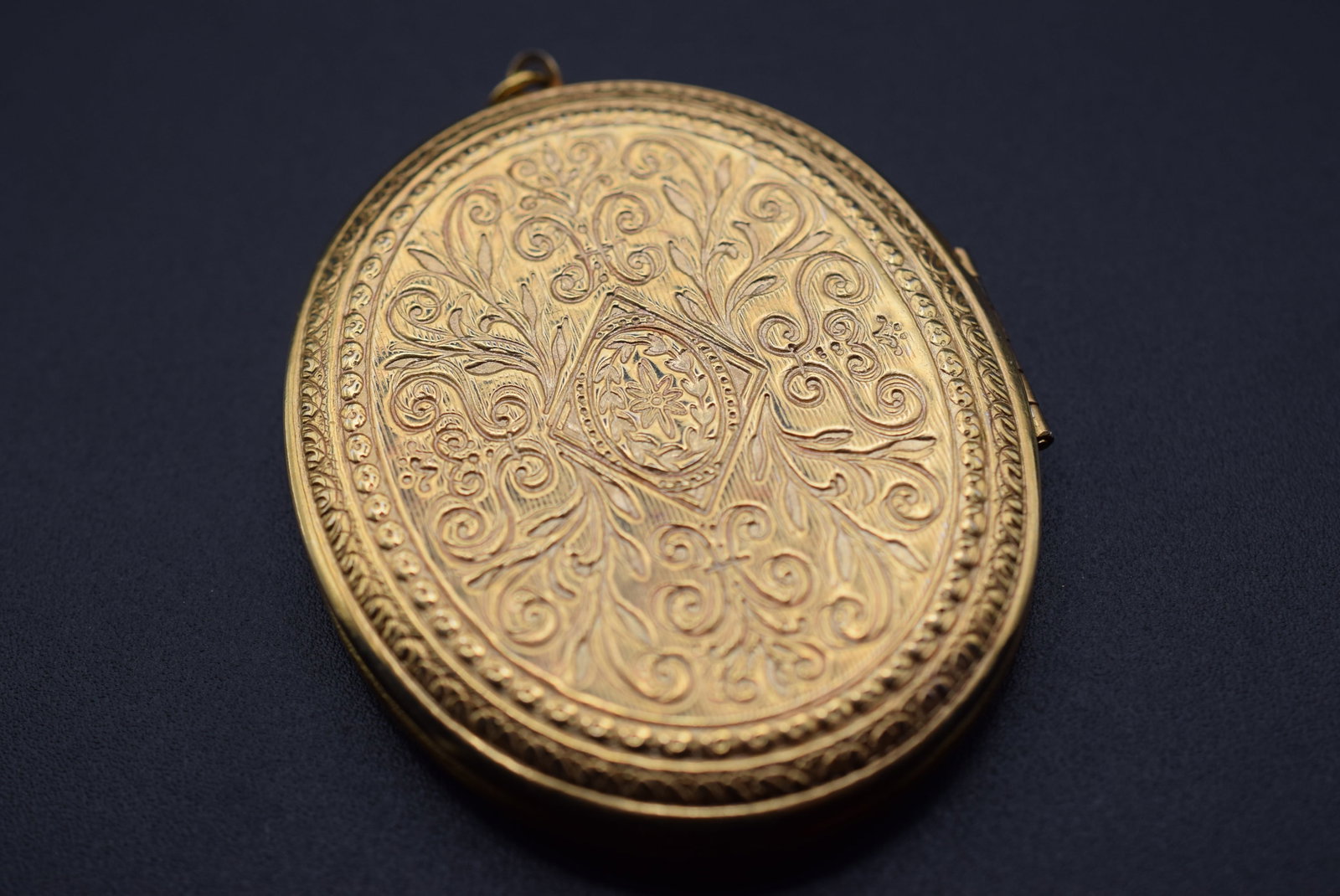 Pendant Vintage Locket Lot HK 612 (1 of 3)