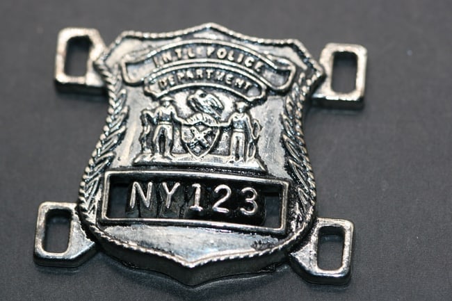 Intl Police Dept NY123 Lot 633 (1 of 2)