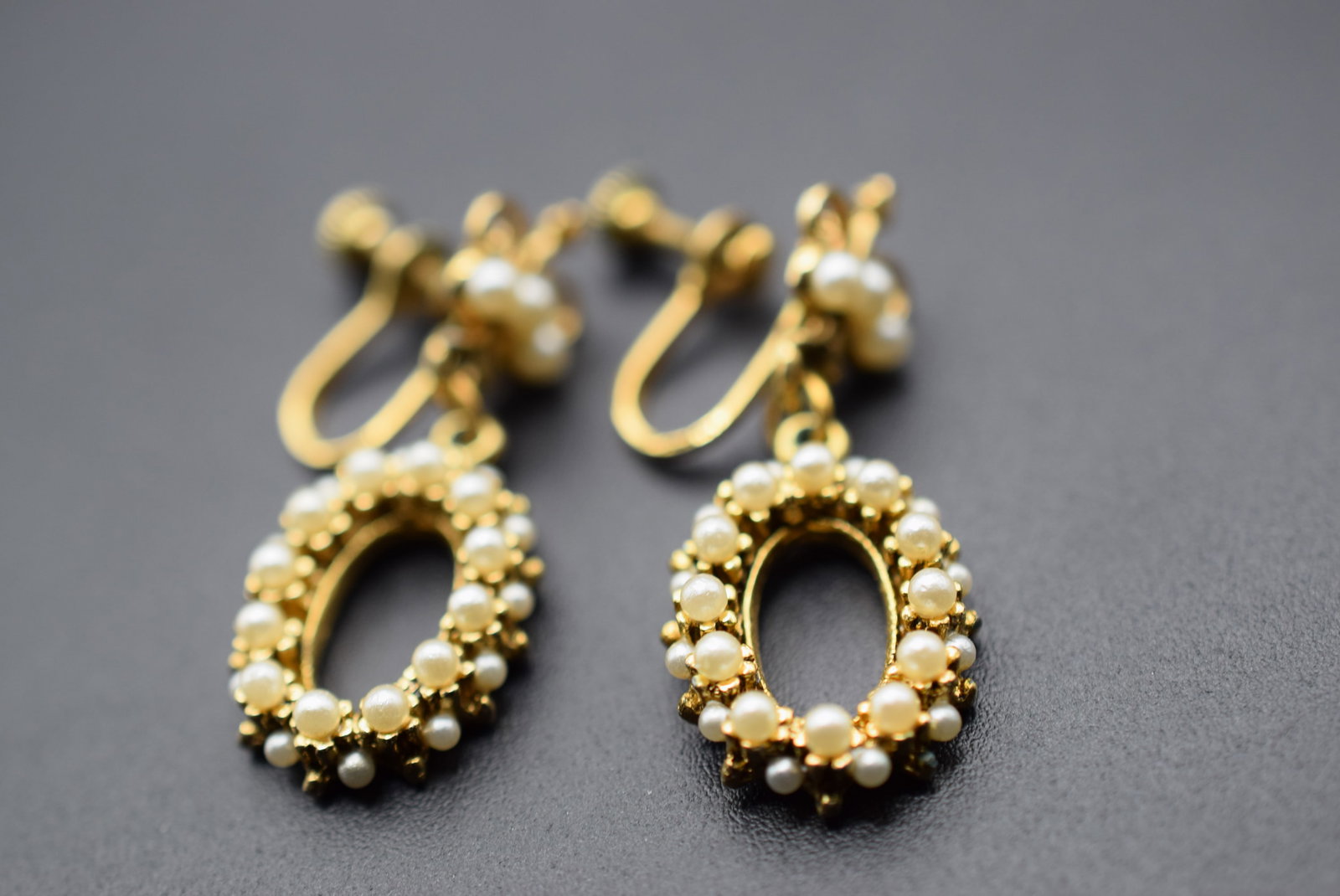 Seed Pearl Hoop Screw back Earrings Vintage Lot HK 683: Seed Pearl Hoop Earrings Vintage