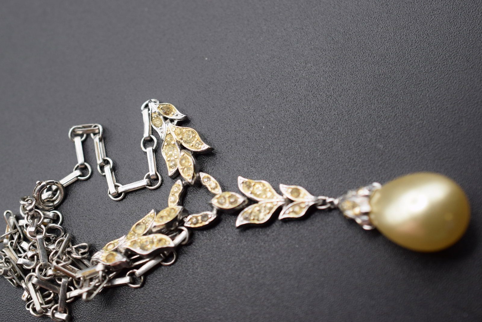 1930's Sterling Old Clasp Necklace Vintage Lot HK 694: 1930's Sterling Old Clasp Necklace Vintagevsigned sterling on the clasp