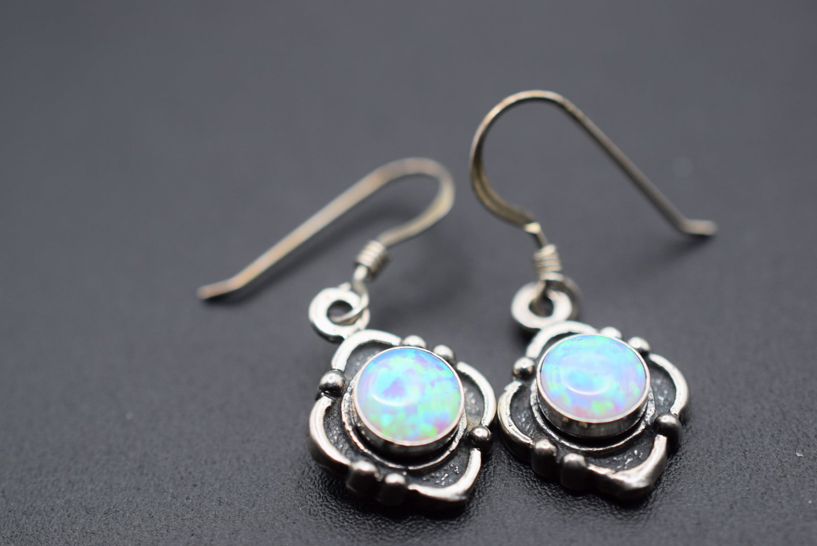 Pierced Sterling Silver 925 Earrings Vintage Lot HK 708: Pierced Sterling Silver 925 Earrings Vintage signed Sterling