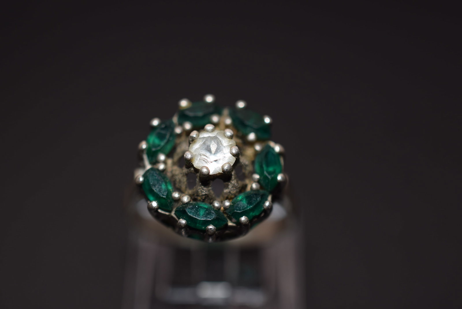 Emerald Rhinestone CZ Sterling Silver 925 Vintage Ring Size 7.75 Lot EH 717 (1 of 2)