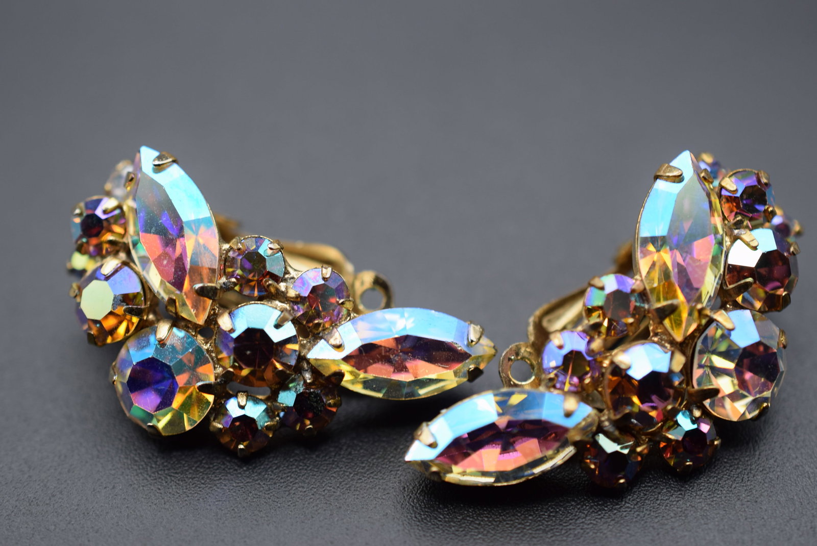 Sherman Rhinestone Unsigned Clip 1940's Earrings Vintage Lot HK 741: Sherman Rhinestone Unsigned Clip 1940's Earrings Vintage