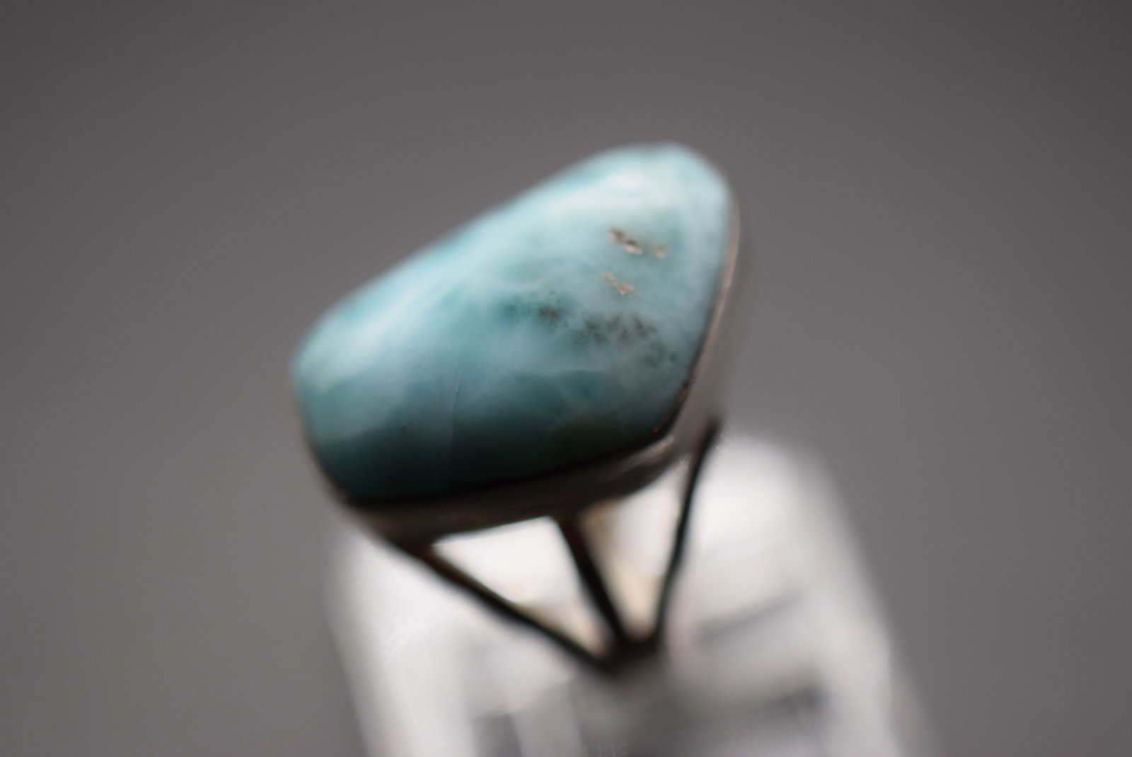 Larimar Sterling Silver 925 Vintage Ring Size 6.25 Lot EH 745: Larimar Sterling Silver 925 Vintage Ring Size 6.25 top measures 7/8" weighs 4.95 grams