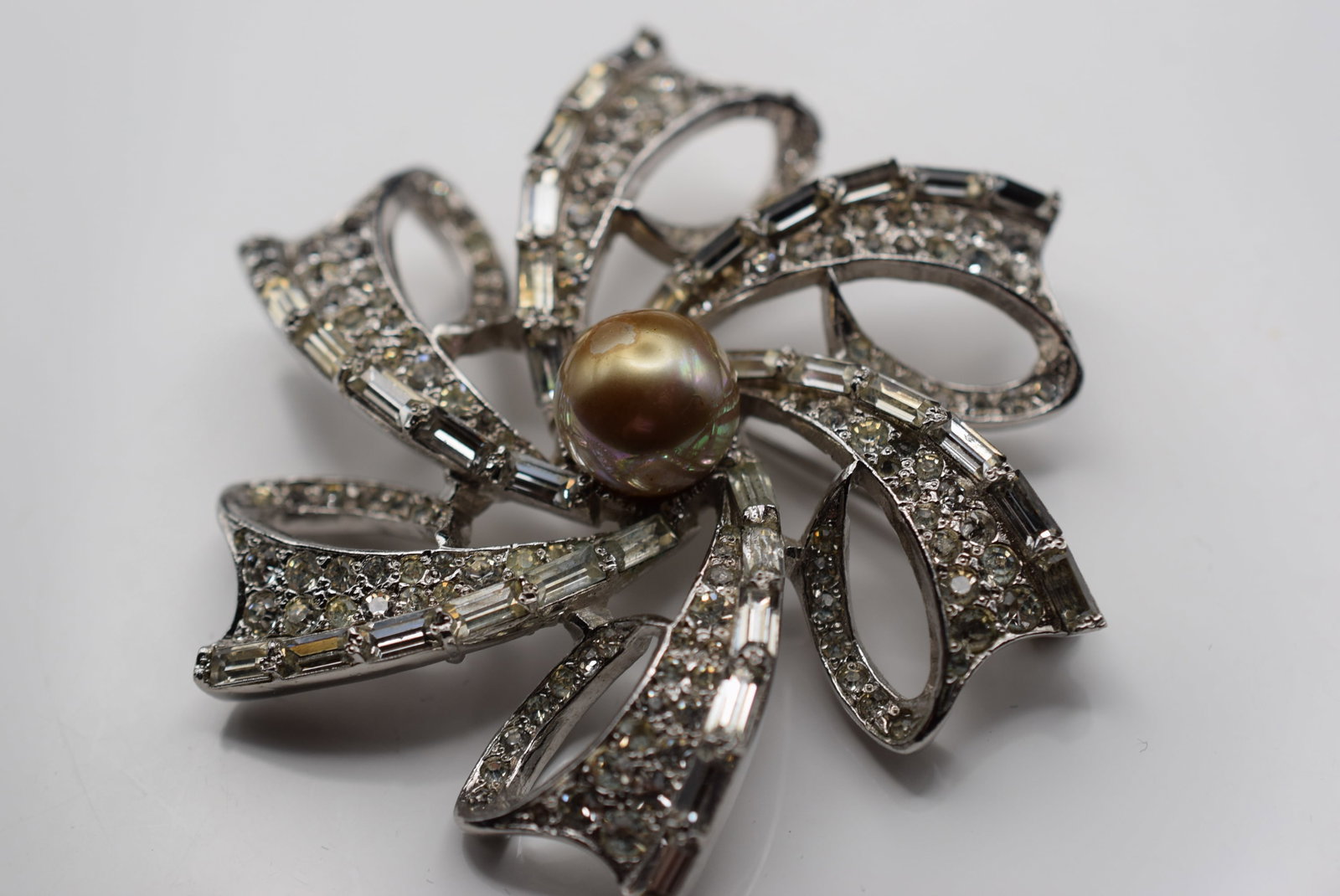 HUGE Rhinestone Brooch Vintage 1940's Lot HK 864 (1 of 2)