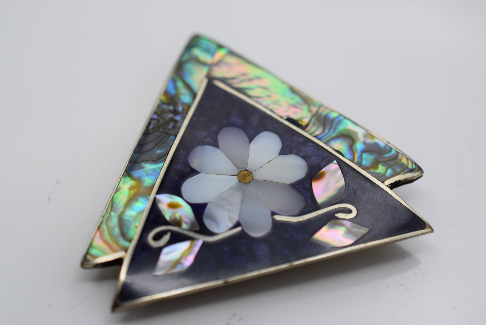 Inlaid MOP Brooch Vintage Lot HK 905 (1 of 2)