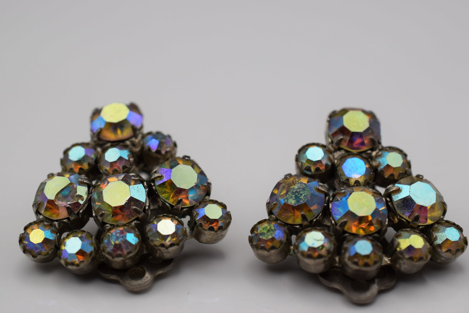1940's Rhinestone Clip Earrings Lot EH 982: 1940's Rhinestone Clip Earrings measures 1" x 1"