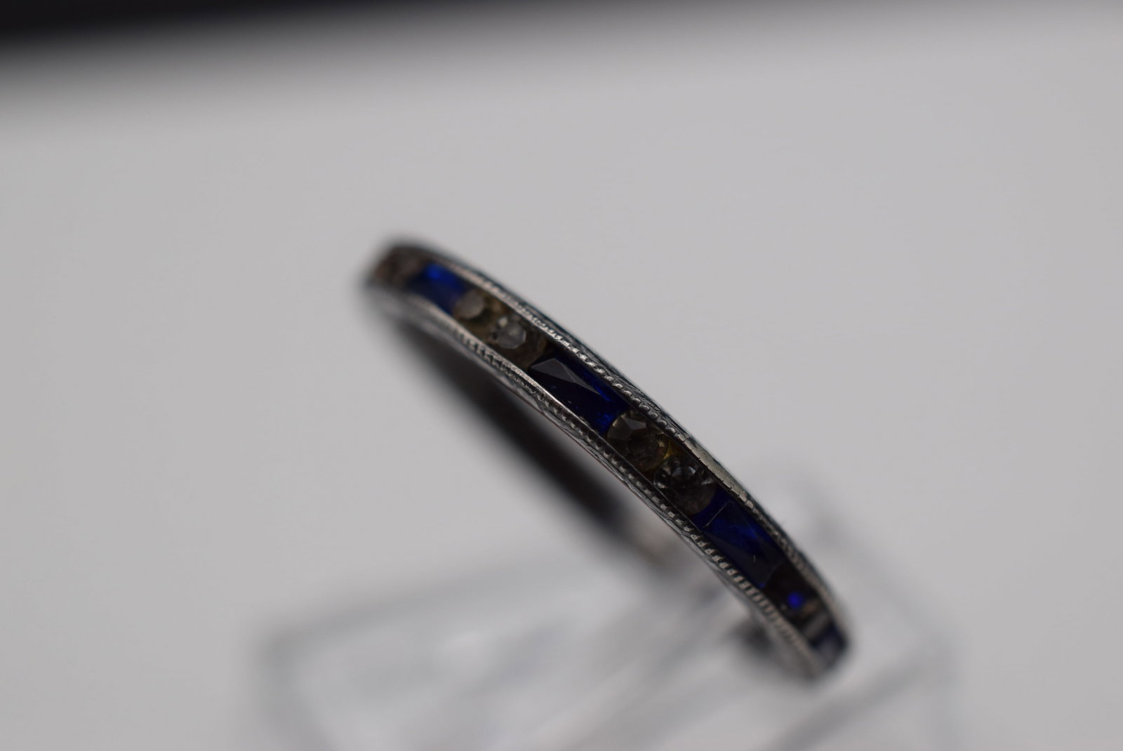 Blue Sapphire Rhinestones Scrollwork Sterling Silver 925 Vintage Ring Size 5.25 Lot EH 1059: Blue Sapphire Rhinestones Scrollwork Sterling Silver 925 Vintage Ring Size 5.25 measures 1/8" wide unsigned weighs 1.14 grams