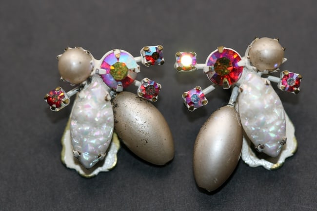 Continental Signed White Enamel Clip Fruit Salad Earrings Lot 1126: Continental Signed White Enamel Clip Fruit Salad Earrings vintage 1940's measures 1" x 7/8" some wear to the pearls see photos