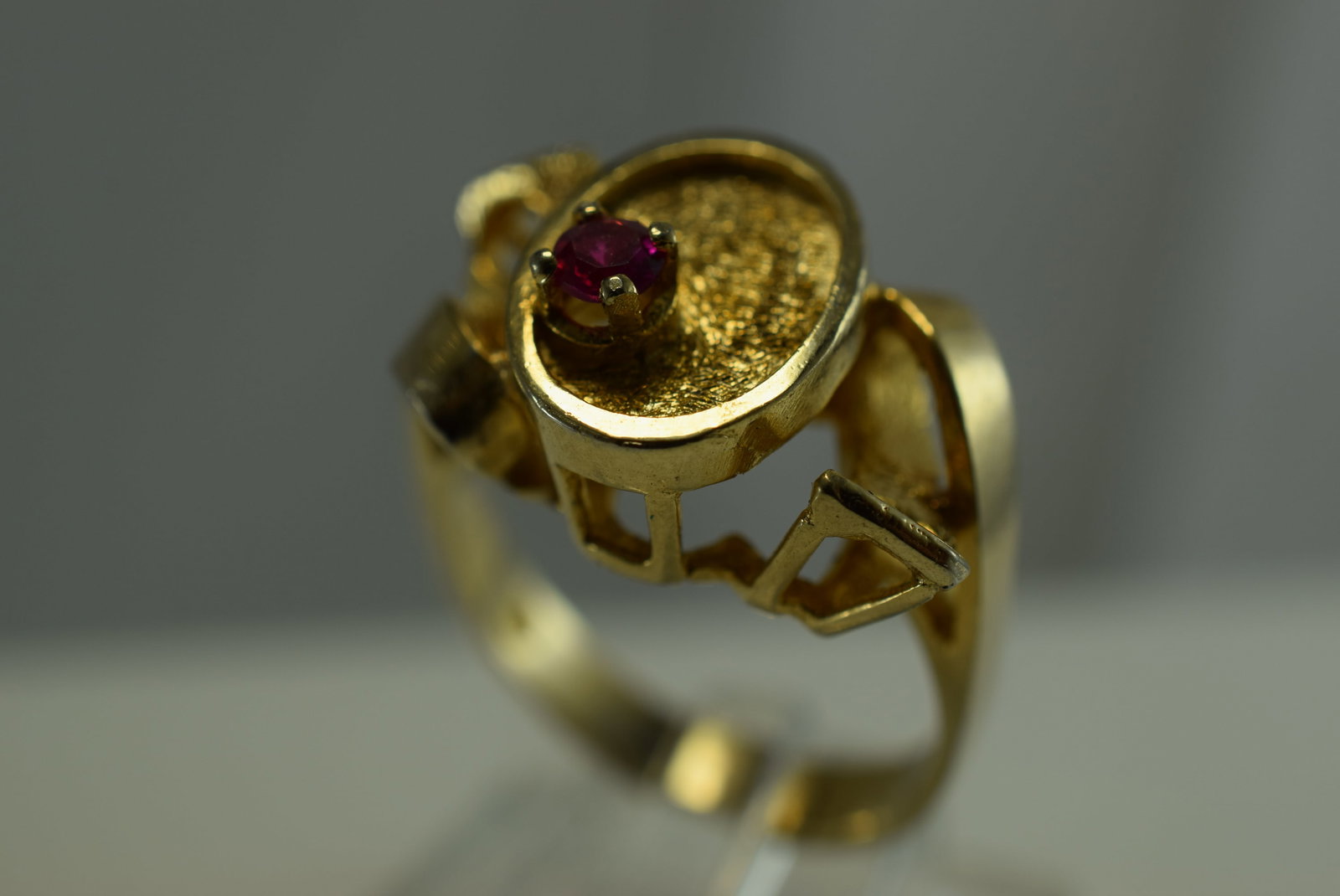 1970's vintage Ring Size 6 Lot IL 40 (1 of 3)