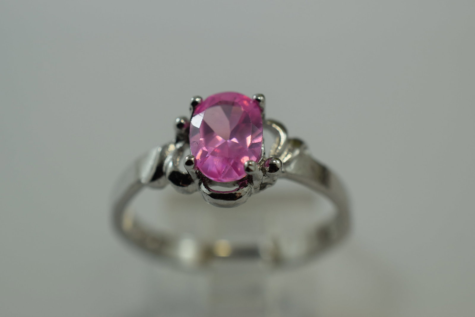 Sterling Pink CZ Vintage Ring Size 5.5 Lot IL 94: Sterling Pink CZ Vintage Ring Size 5.5