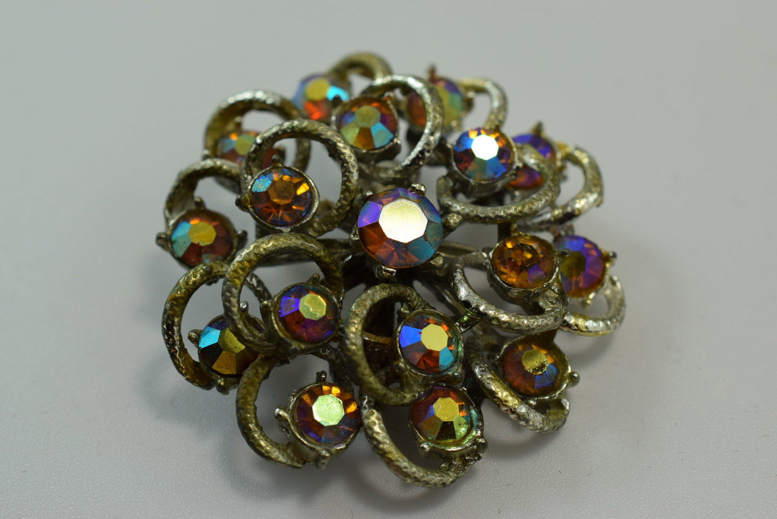 Rhinestone Vintage Brooch Pin 2" 1940's Lot IL 140: Rhinestone Vintage Brooch Pin 2" 1940's