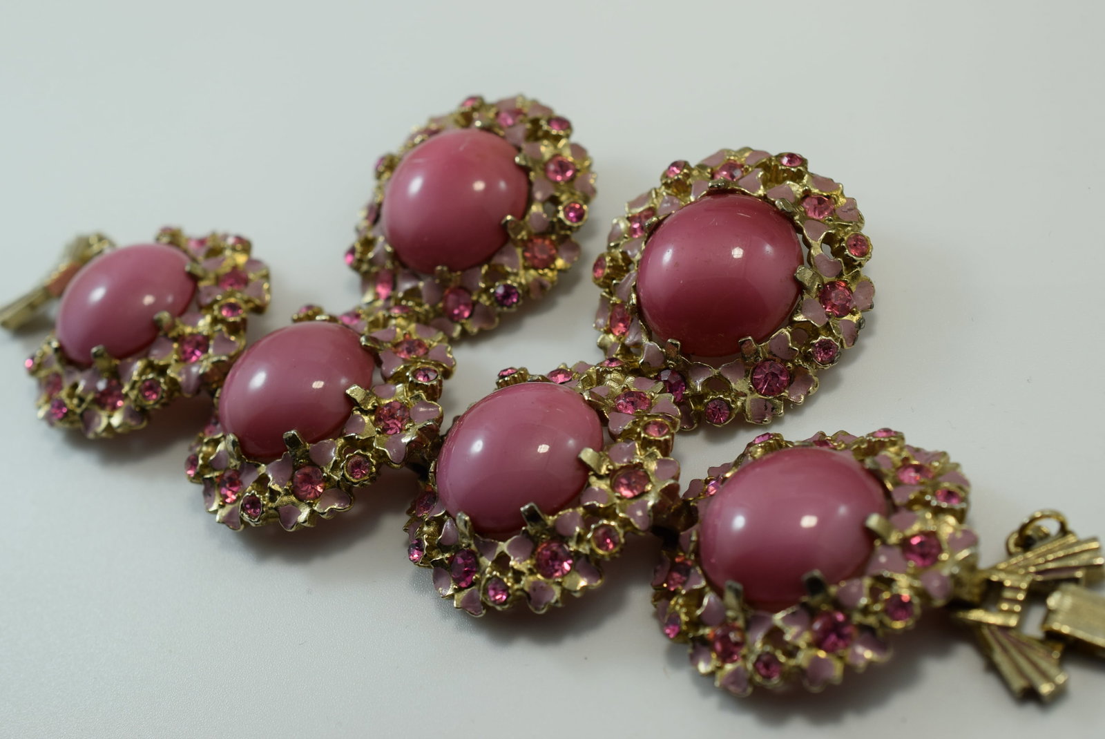 Kafin Bracelet Earrings all Signed Vintage 1940's Lot IL 224: Kafin Bracelet Earrings all Signed Vintage 1940's bracelet 6 3/8" clip earrings 1 1/2" all signed