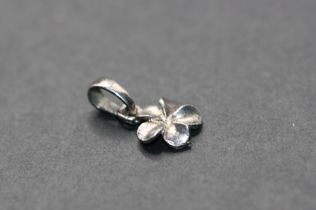 Sterling Silver 925 Flower Hibiscus charm .Lot#283 (1 of 2)