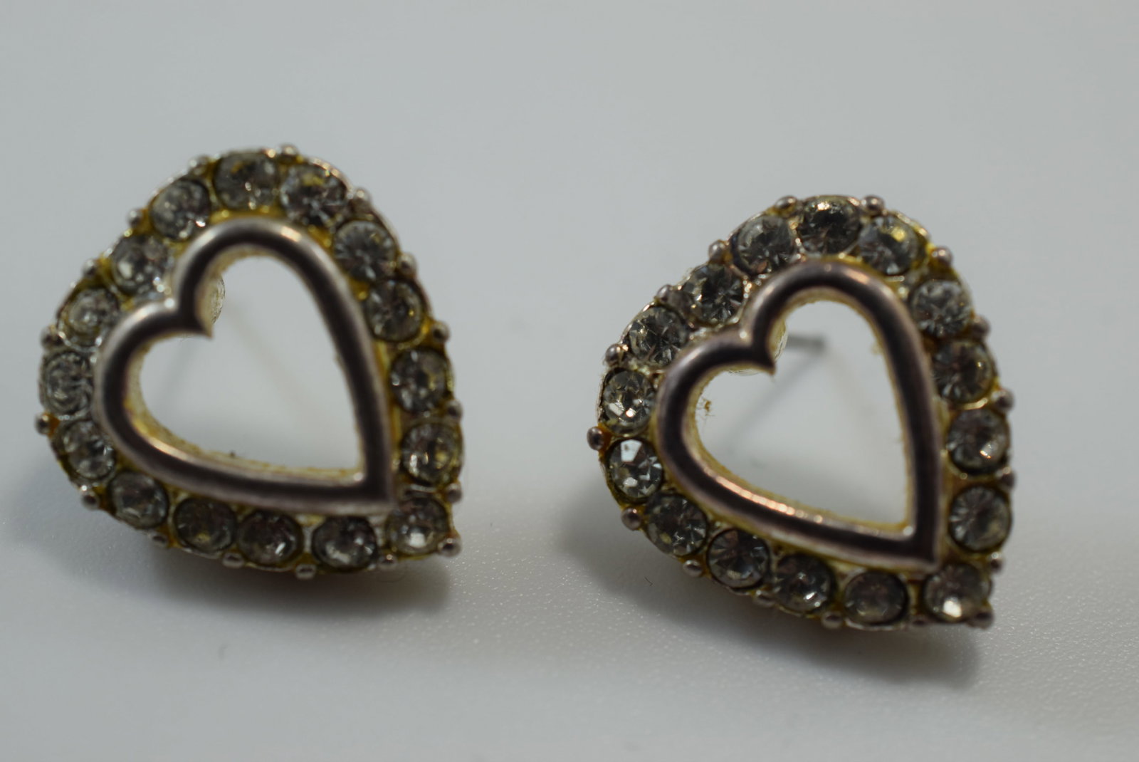Hearts Rhinestone Earrings Lot IL 313 (1 of 2)