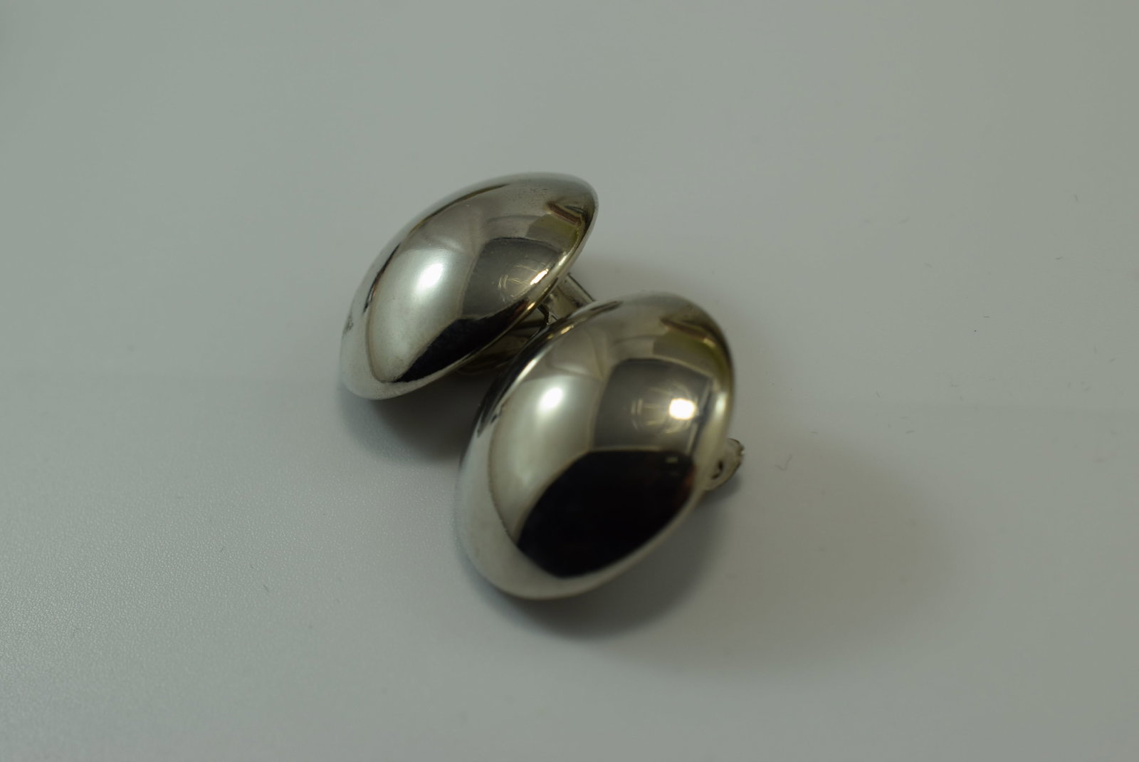 Vintage Clip Earrings Button Style Lot IL 341: Vintage Clip Earrings Button Style