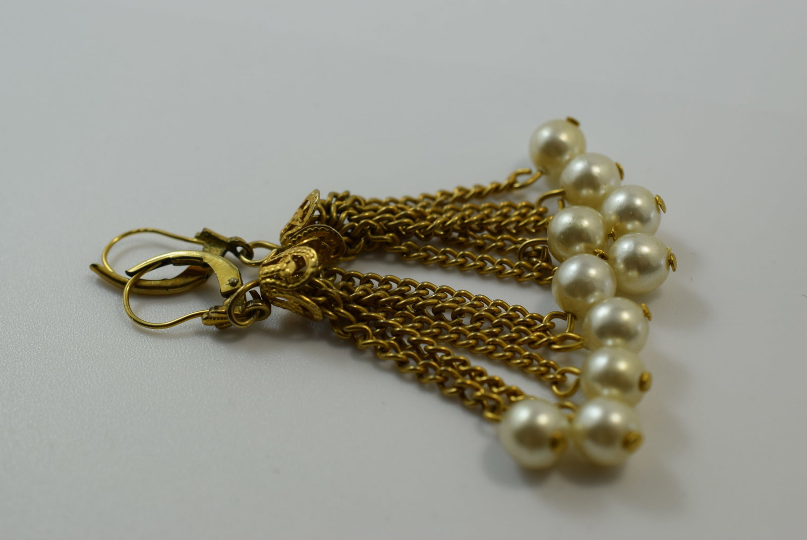 Duster Drops Pierced Earrings Lot IL 398: Duster Drops Pierced Earrings