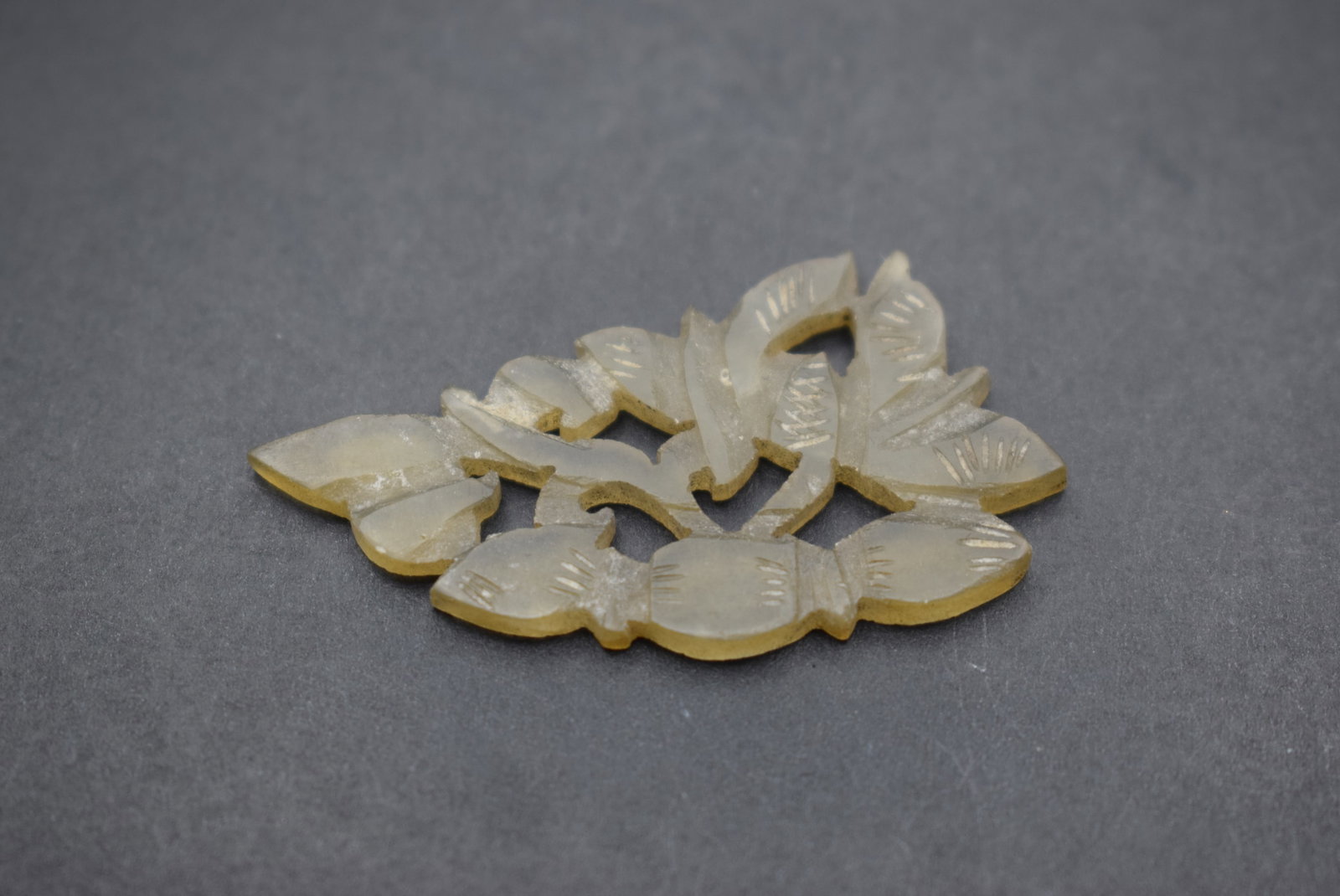 Jade Carved Applique 1 3/4"x 1" Lot 419 (1 of 2)
