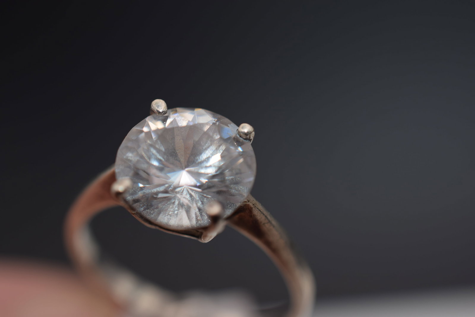 Solitaire CZ Sterling Silver 925 Signed Ring size 8.25 Lot Fi 456 (1 of 1)
