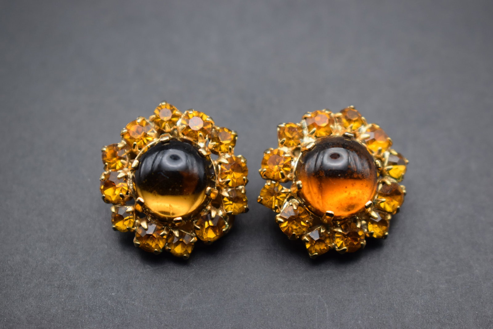 Rhinestone Clip Cabochon Earrings Vintage Lot 469: Rhinestone Clip Cabochon Earrings Vintage measures 7/8" in diameter