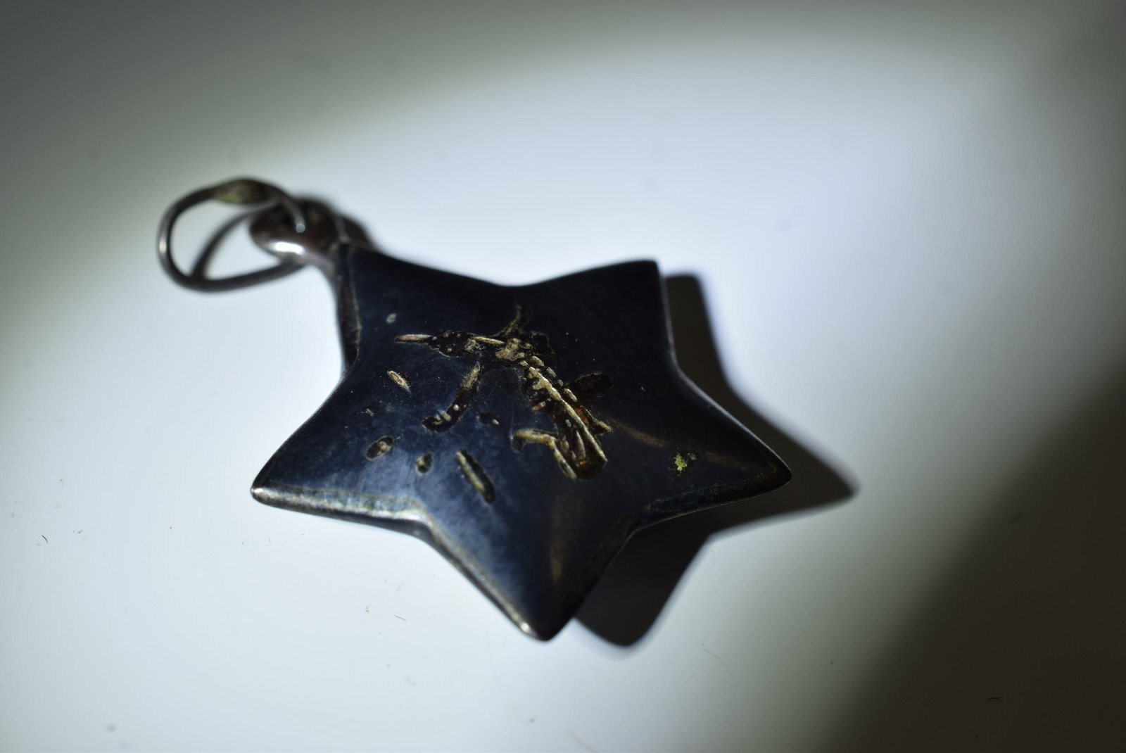 Rare Sterling Enamel Star Pendant 3/4" Lot IL 569: Rare Sterling Enamel Star Pendant 3/4"