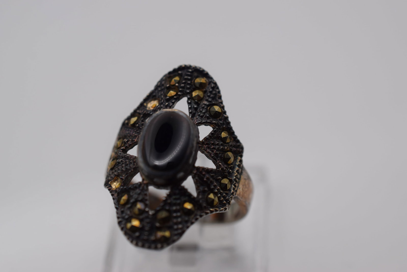 Marcasite Onyx Sterling Silver 925 Ring Size 5.75 Lot Fi 637: Marcasite Onyx Sterling Silver 925 Ring Size 5.75 missing 2 marcasites