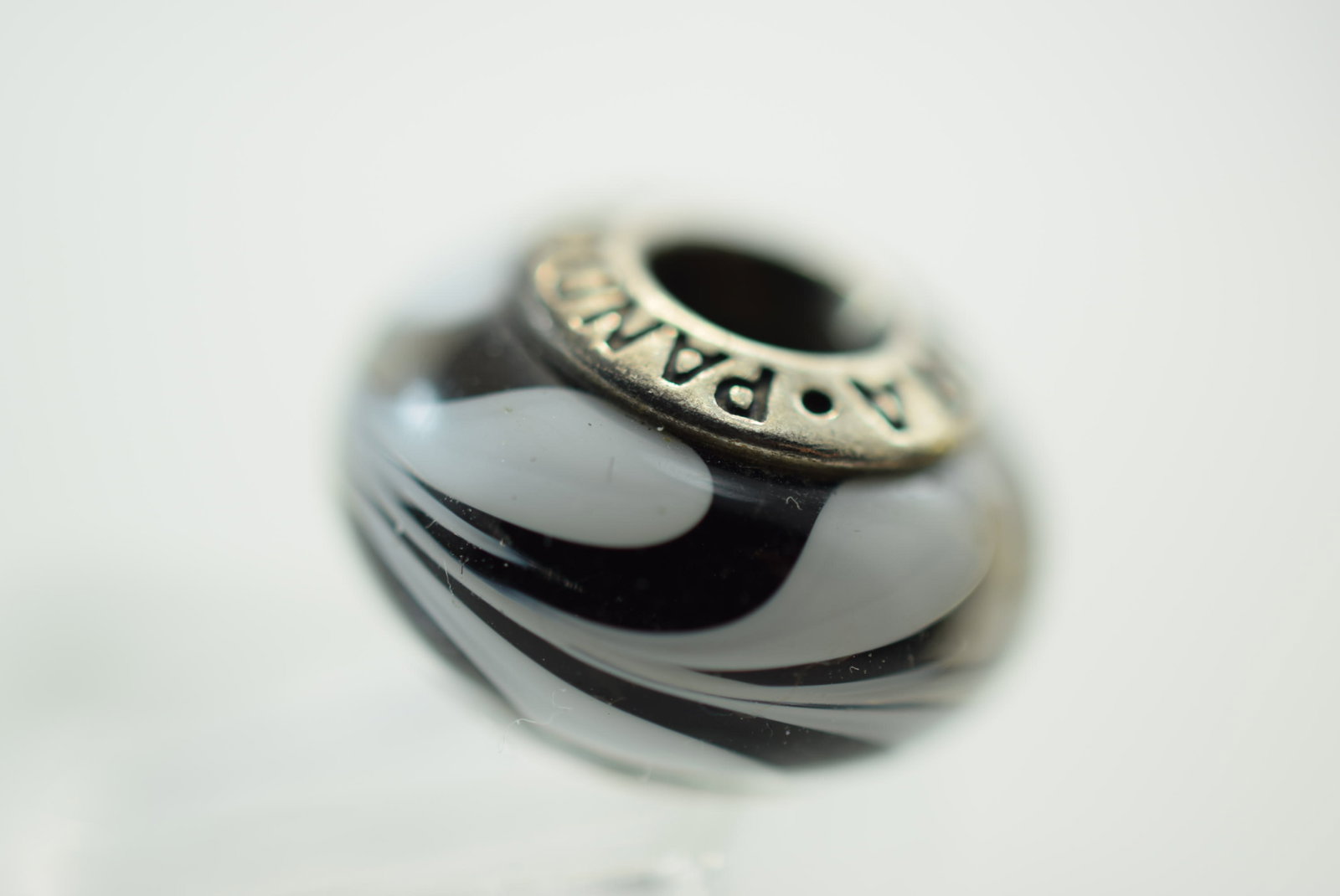 Pandora Ale 925 Sterling Blown Glass Charm Signed Pandora Ale 925 Lot IL 647 (1 of 3)