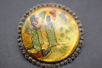 Persian Hand Painted MOP Mother of Pearl Story Brooch Pin Vintage Lot 652: Persian Hand Painted MOP Mother of Pearl Story Brooch Pin Vintage measures 1 3/4" in diameter