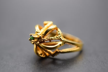 Cocktail Ring 1970's Rhinestone Vintage Size 7 Lot 667: Cocktail Ring 1970's Rhinestone Vintage Size 7 top measures 3/4" wide