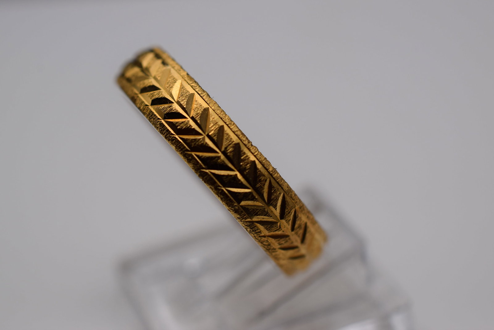 1970's gorgeous cut Band Vintage Ring Size 10 Lot Fi 711: 1970's gorgeous cut Band Vintage Ring Size 10