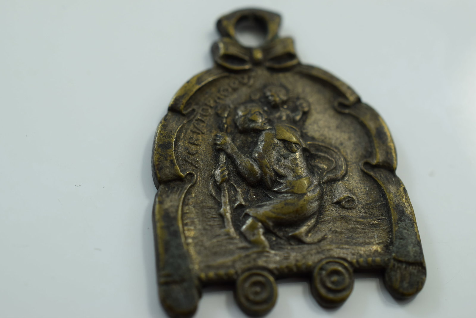 Saint Christopher Medal 1/8" x 7/8" Vintage Lot IL 727 (1 of 2)