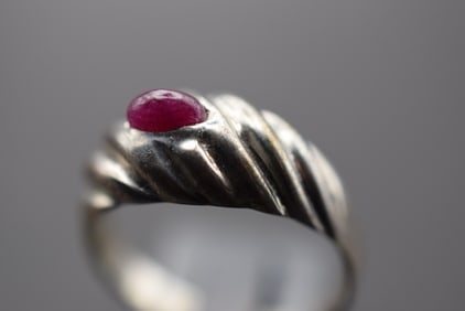 Sterling Silver 925 Rhinestone Purple Cabochon Ring Vintage Size 7.5 Lot 755: Sterling Silver 925 Rhinestone Purple Cabochon Ring Vintage Size 7.5 weighs 2.84 top measures 3/8" stamped inside 925Rams Heads Sterling Silver 925 Vintage Ring Size 6.75 weighs 2.77 grams