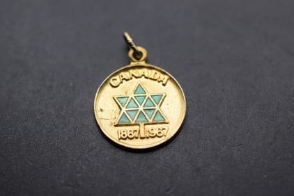 Expo 1967 Canada Pendant Enamel Lot 789 (1 of 2)