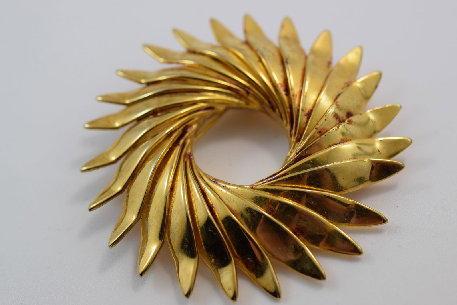 Huge Spray Eternity Circle Brooch Pin 2 1/2" Vintage Lot IL 849: Huge Spray Eternity Circle Brooch Pin 2 1/2" Vintage