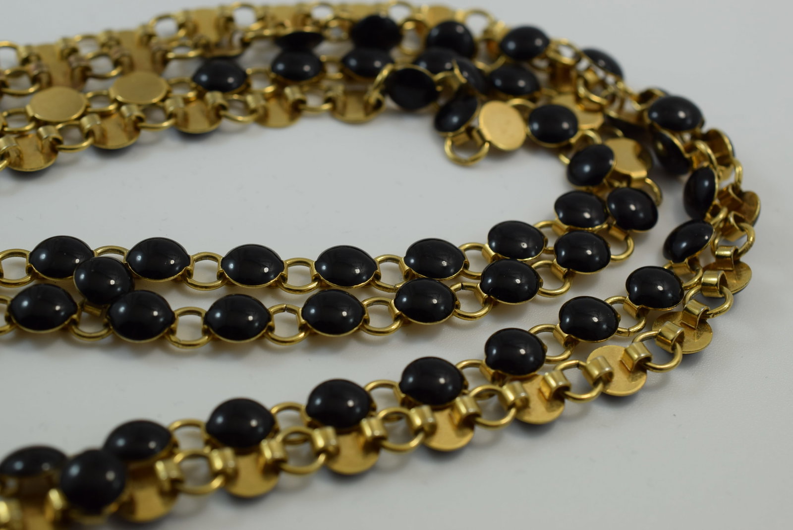 32" linked Enamel Necklace Vintage Lot IL 857: 32" linked Enamel Necklace Vintage