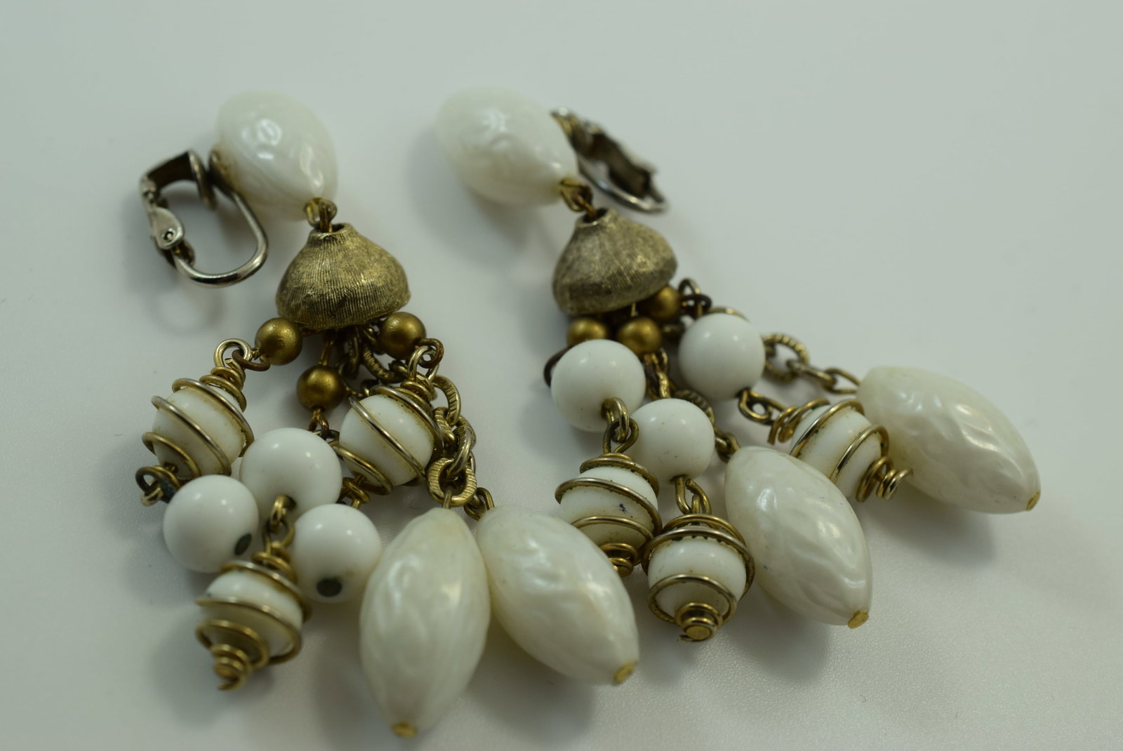 1940's Clip Cluster Earrings Vintage 3" Lot IL 903: 1940's Clip Cluster Earrings Vintage 3"
