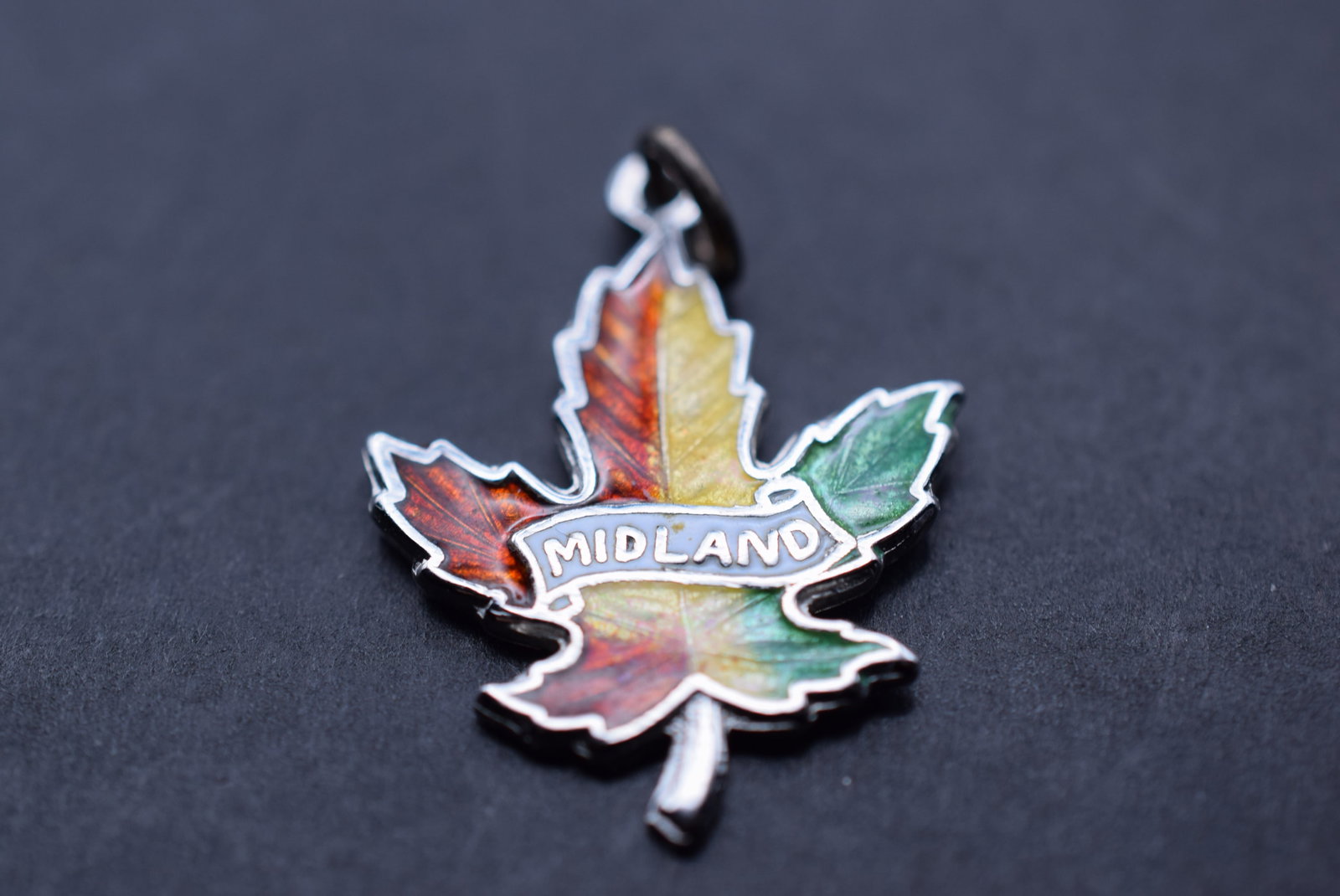 Midland Enamel Sterling Tri Color Maple Leaf BMC Vintage Lot 934 (1 of 2)