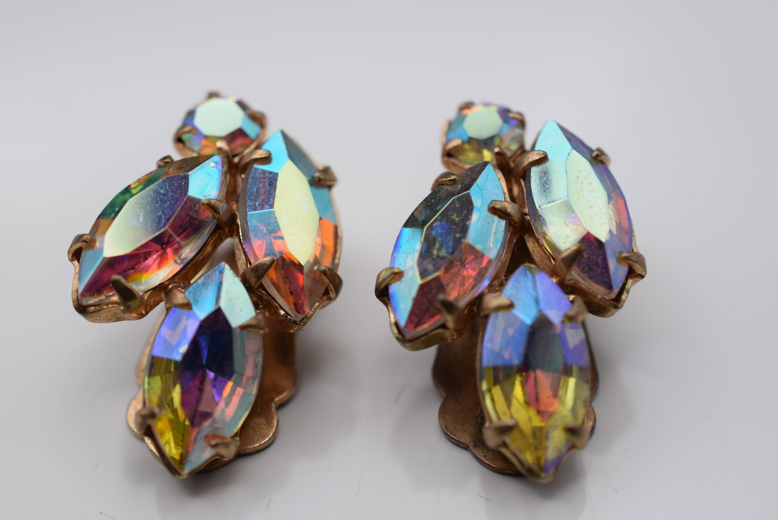 Rhinestone Clip Vintage 1940's Earrings Lot Fi 961: Rhinestone Clip Vintage 1940's Earrings