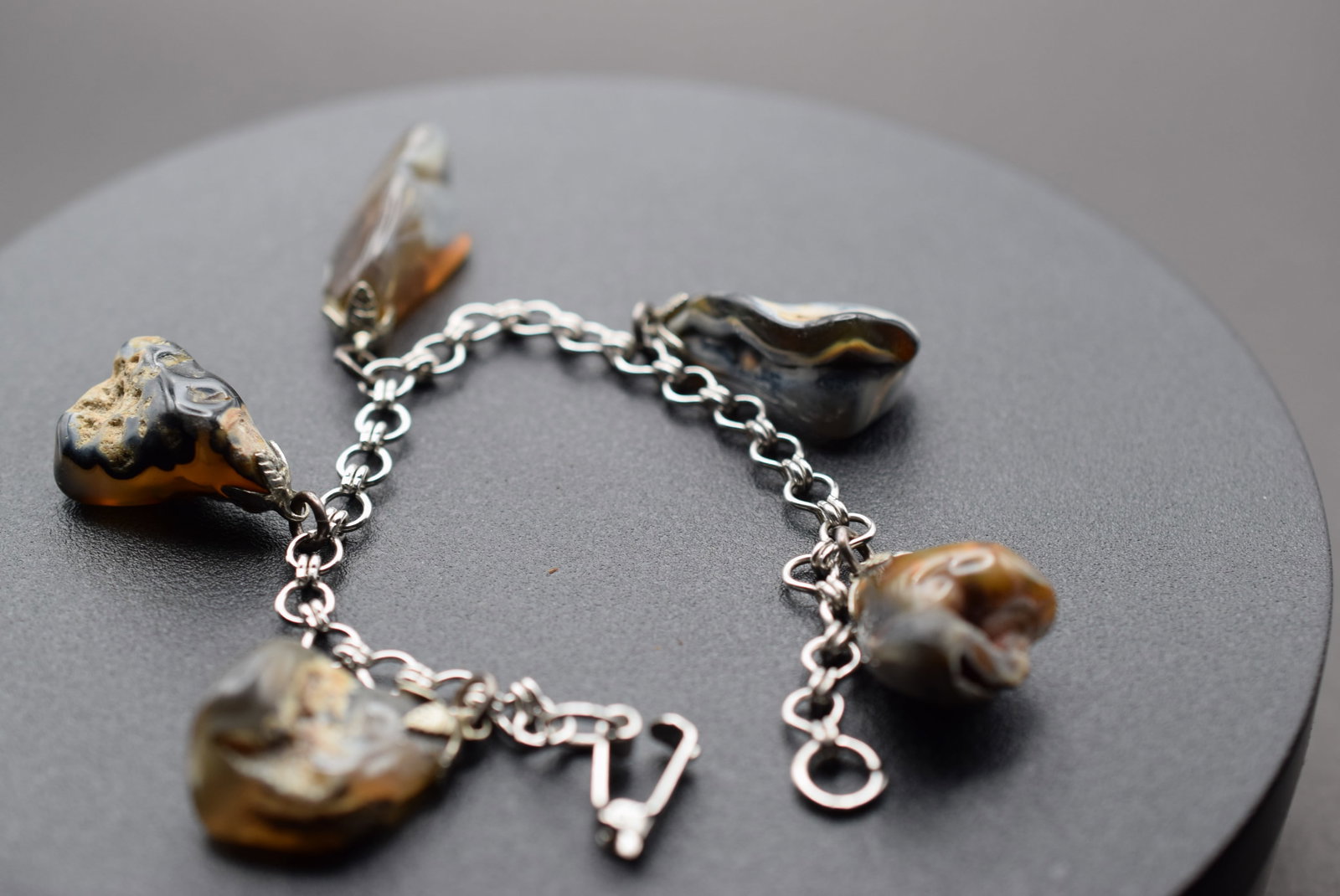 Hand Made Stone Charm Bracelet Lot 973 (1 of 3)