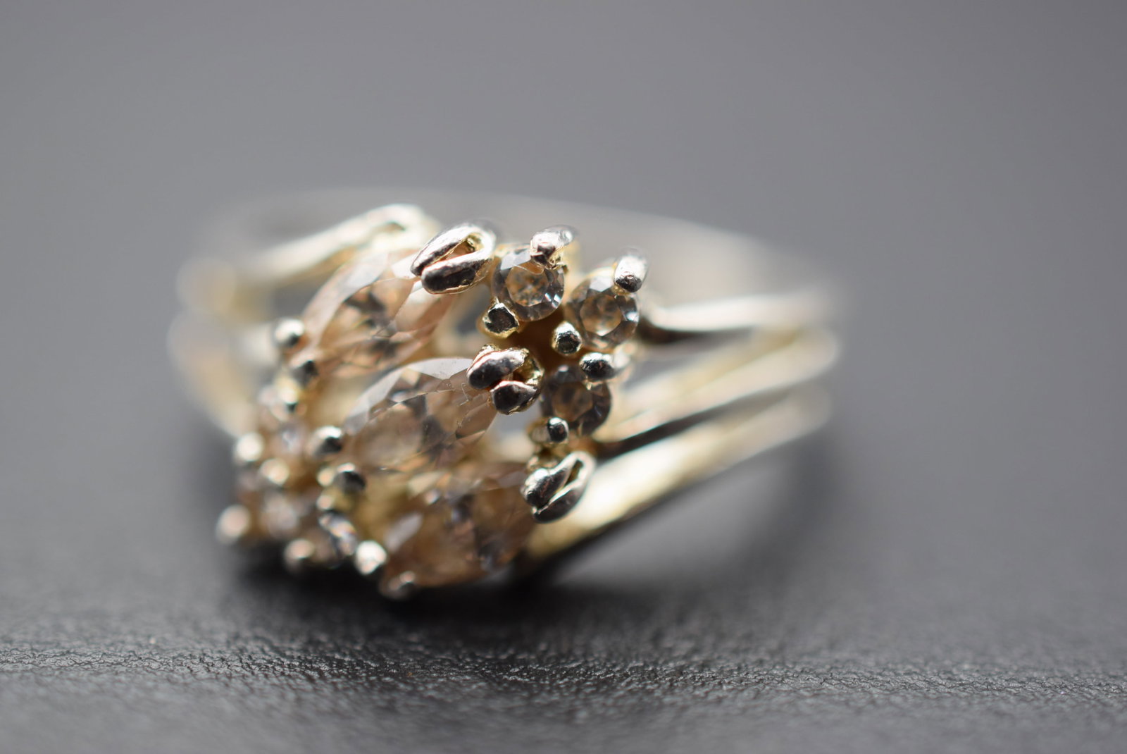 CZ Beauty Sterling Silver 925 Ring Size 6.75 Lot 1082 (1 of 3)