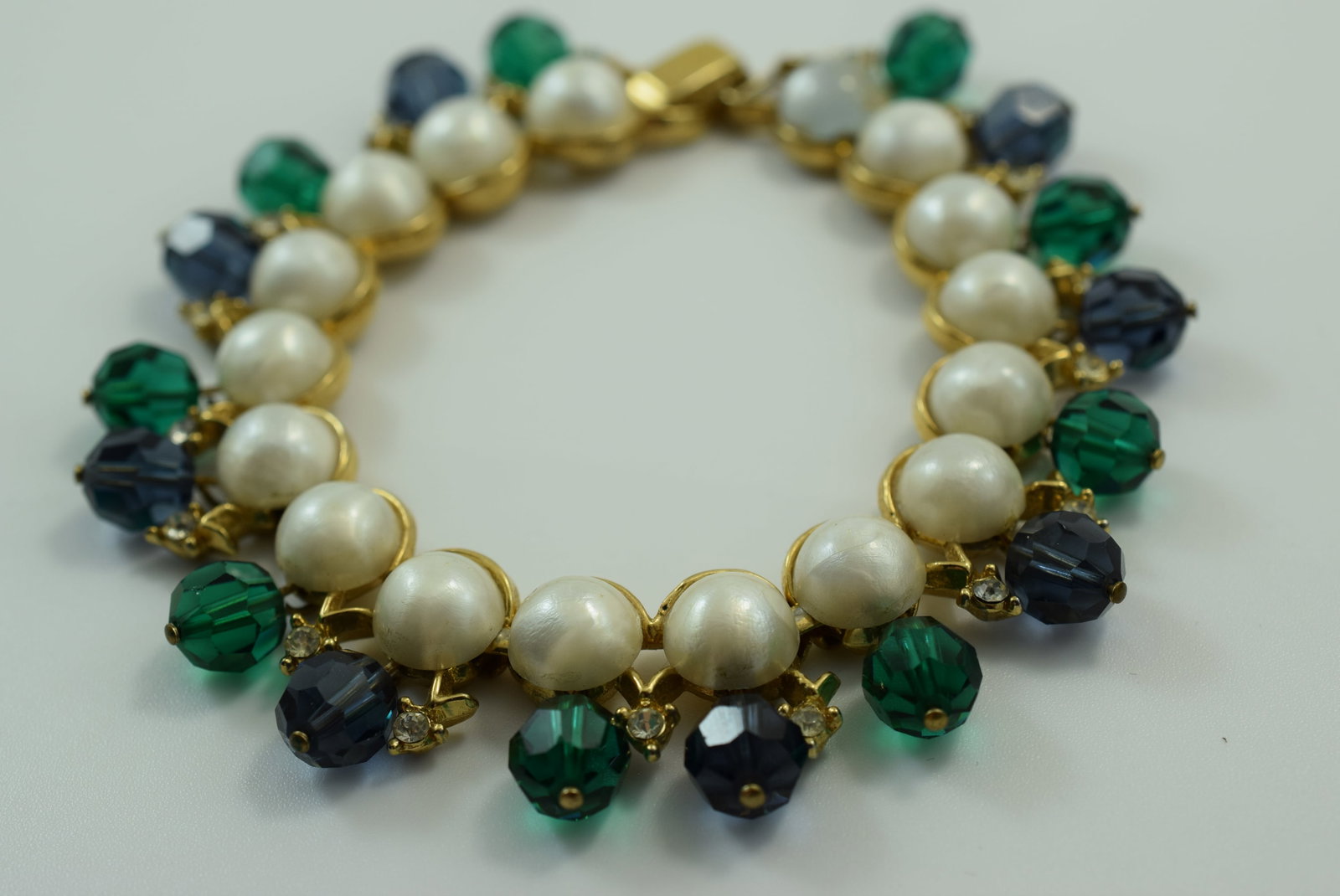 Crown Trifari 1950's Signed Vintage Dangle Crystals Bracelet Wow Lot IL 1109 (1 of 5)