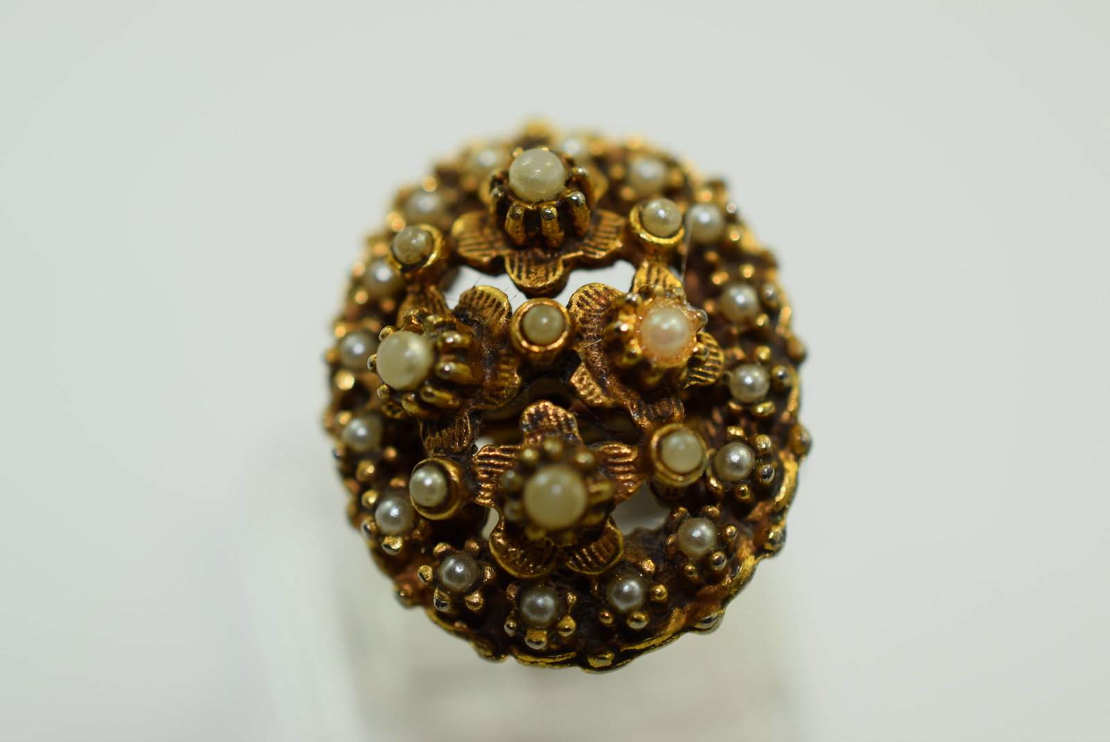 Florenza Seed Pearl Signed Vintage Ring One Size 1940's Lot IL 1112: Florenza Seed Pearl Signed Vintage Ring One Size 1940's signed Florenza