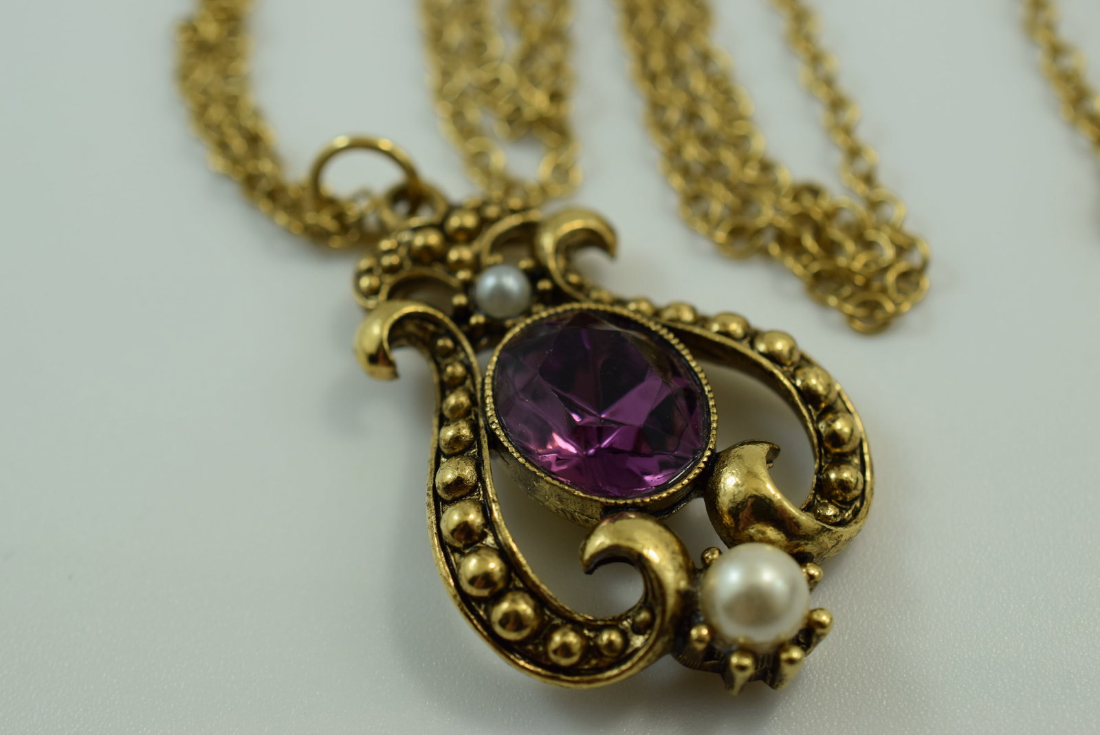 Vintage Avon Necklace 26" Chain and Drop Pendant Lot IL 1114: Vintage Avon Necklace 26" Chain and Drop Pendant signed on the back