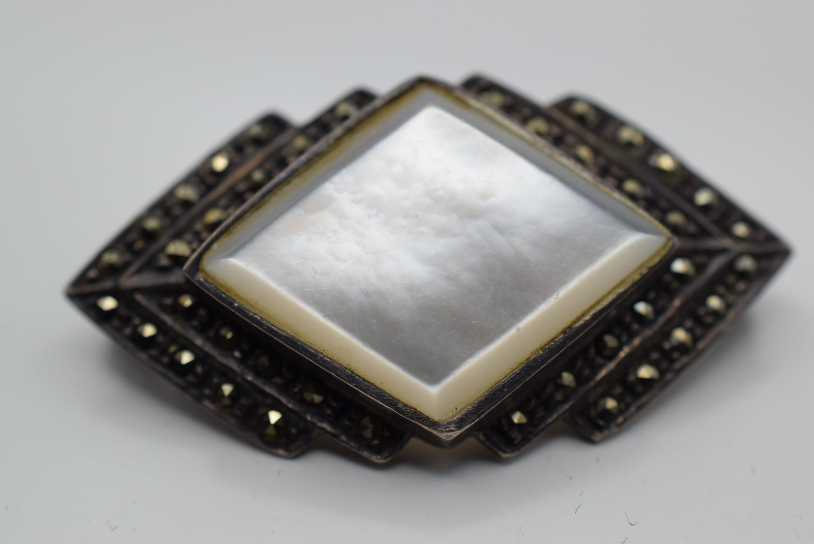 Sterling Marcasite Mother Pearl Brooch Pin Lot Fi 1134: Sterling Marcasite Mother Pearl Brooch Pin