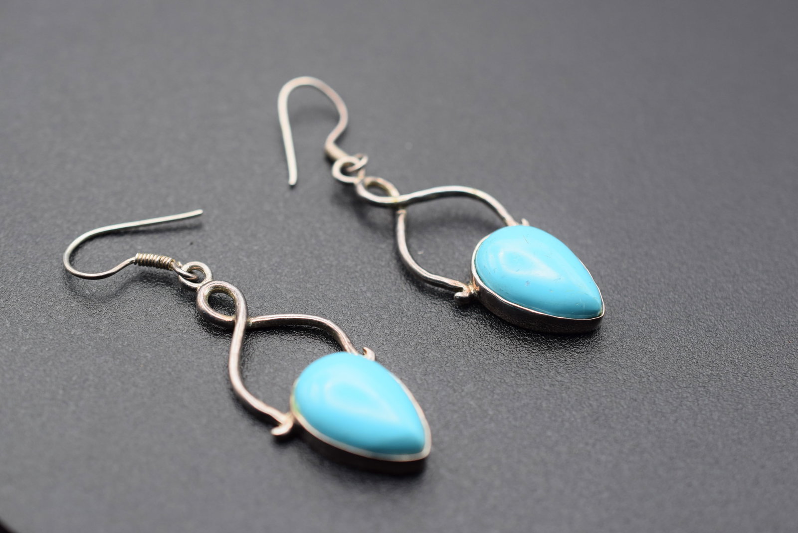 Sterling Silver 925 Pierced Drop Faux Turquoise Earrings Lot 1135 (1 of 3)