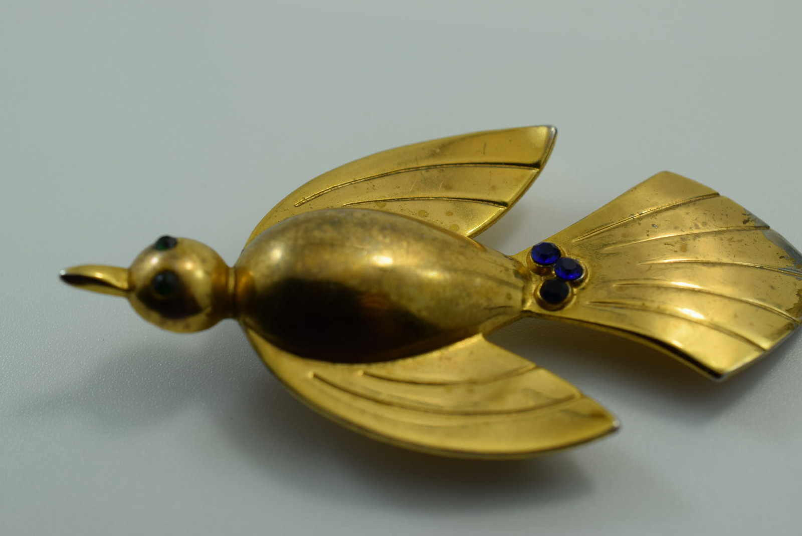 Coro Bird Brooch Pin Vintage 1940's 2 3/4" Signed Coro on the back Lot IL 1141: Coro Bird Brooch Pin Vintage 1940's 2 3/4" Signed Coro on the back