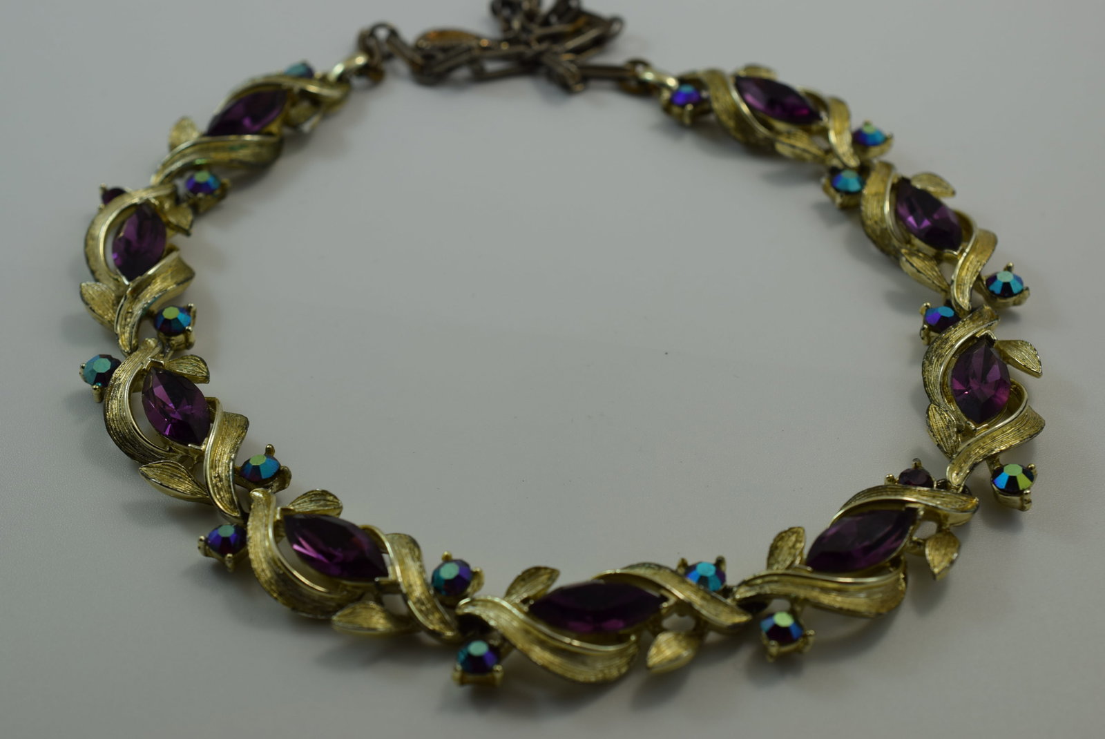 Lisner Rhinestone 1940's Vintage Necklace Lot IL 1152: Lisner Rhinestone 1940's Vintage Necklace 18" Signed Lisner on the clasp