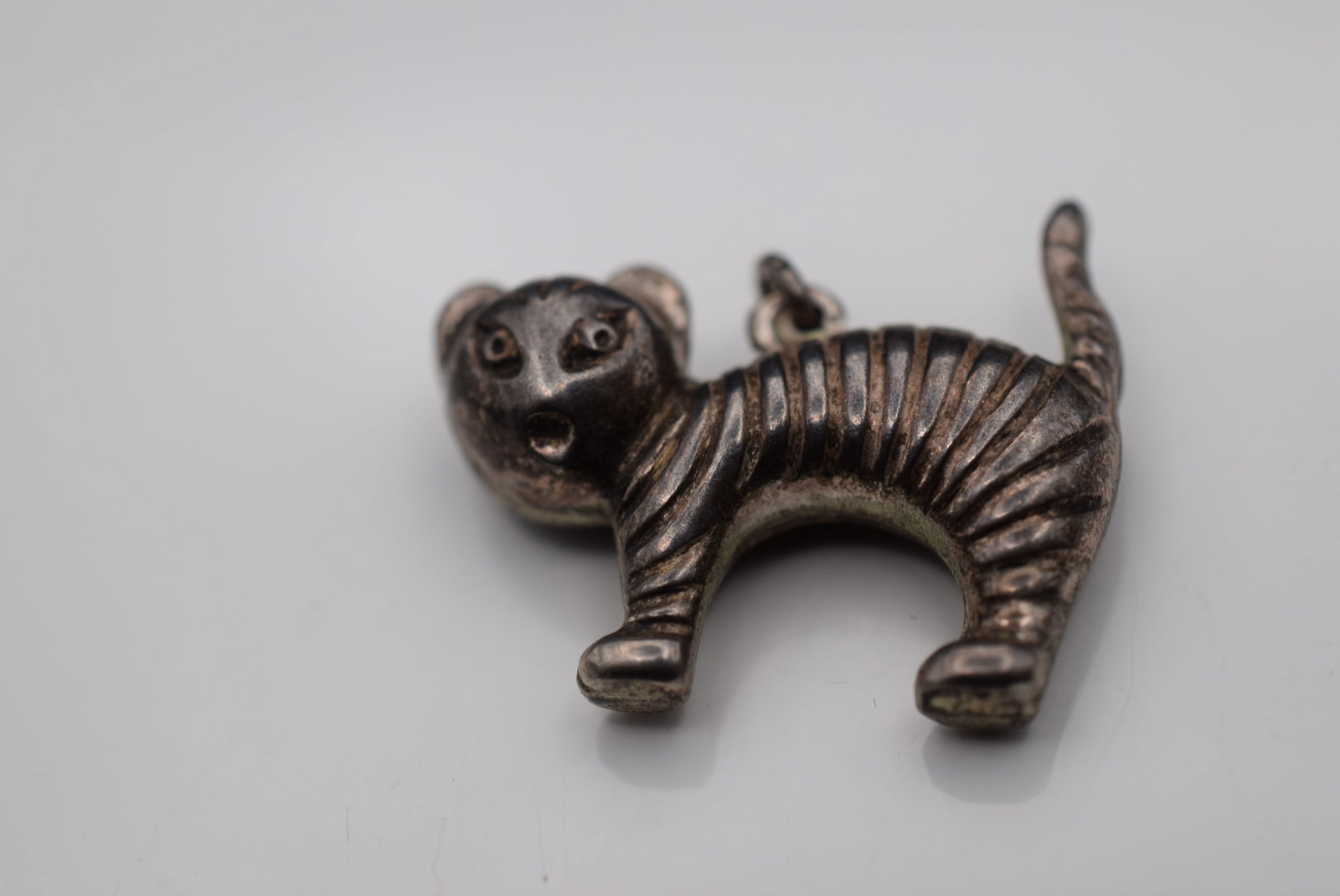 Old Cheshire Cat Striped Cat Sterling Silver 925 Charm Lot Fi 1203 (1 of 2)