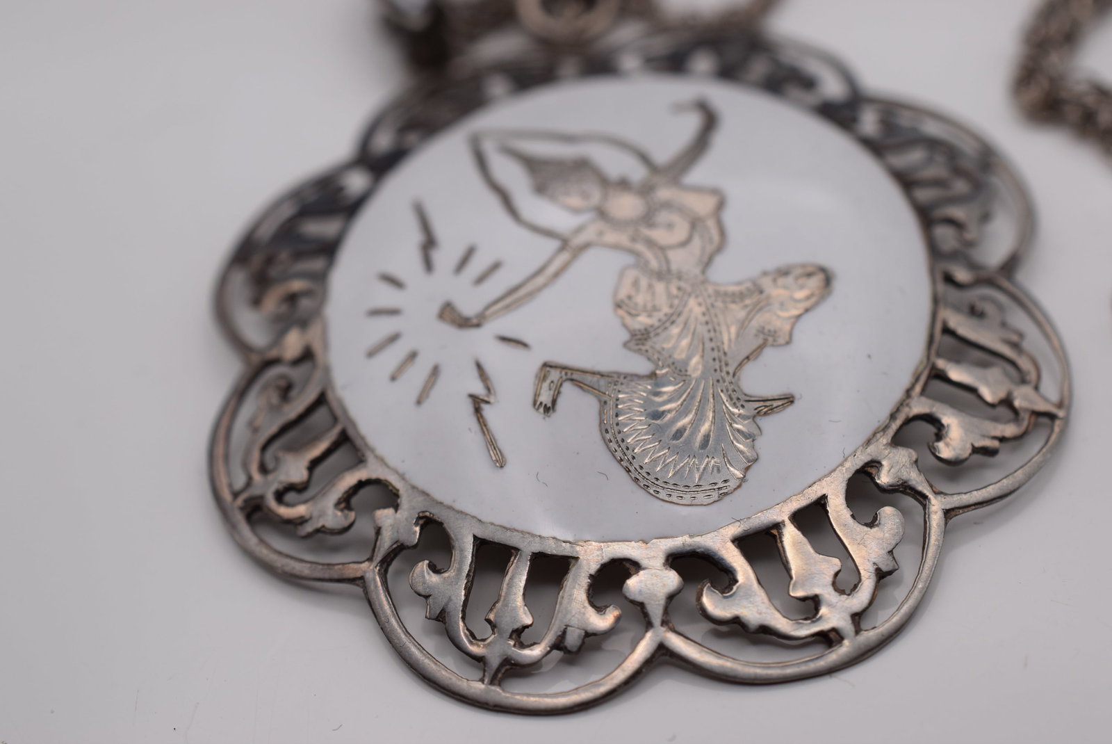 Siam White Enamel Sterling Silver pendant Vintage Lot GJ 3: Siam White Enamel Sterling Silver pendant Vintage