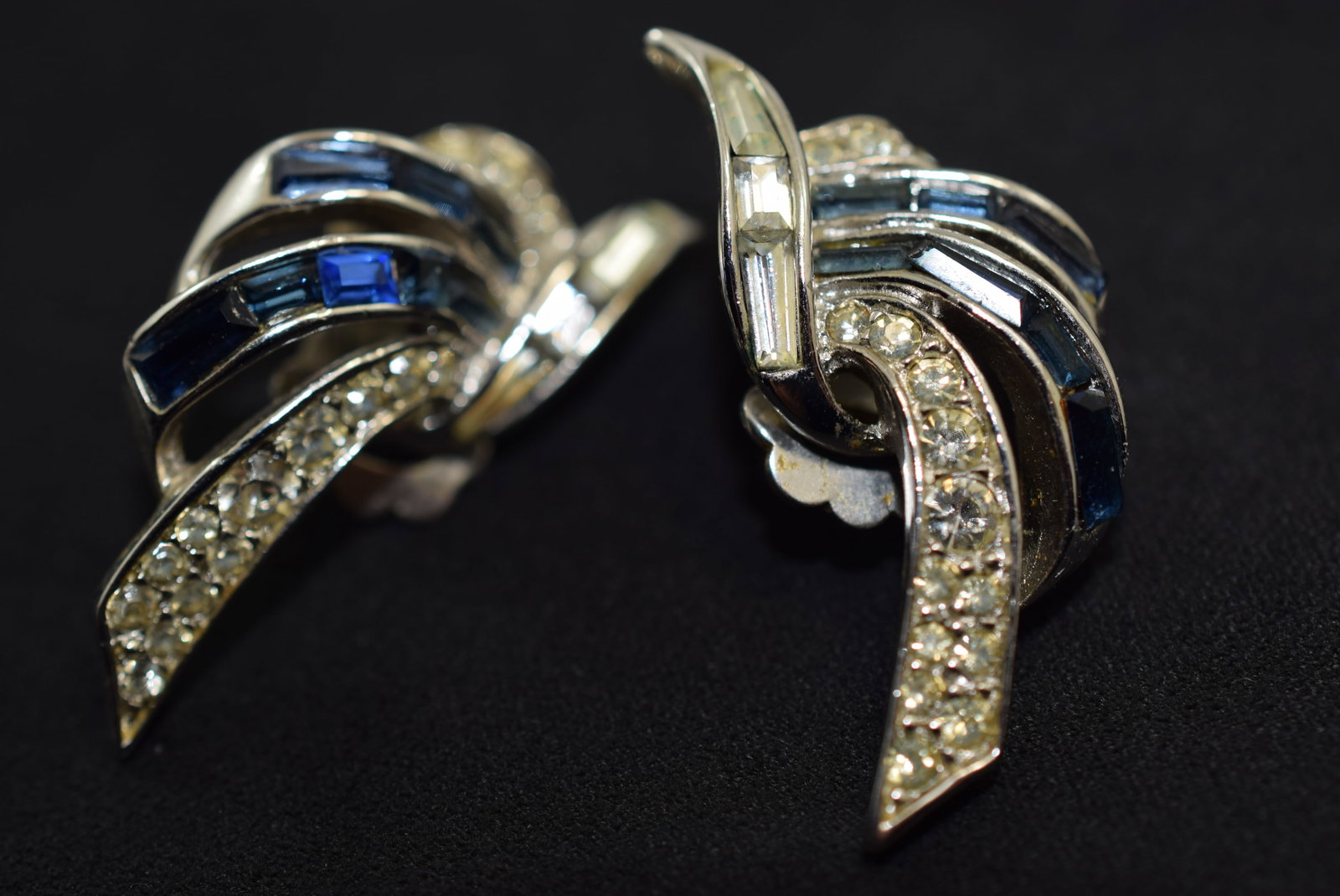 Boucher Baguette Clip Earrings 1940's Signed Vintage Lot # JM 168 (1 of 2)